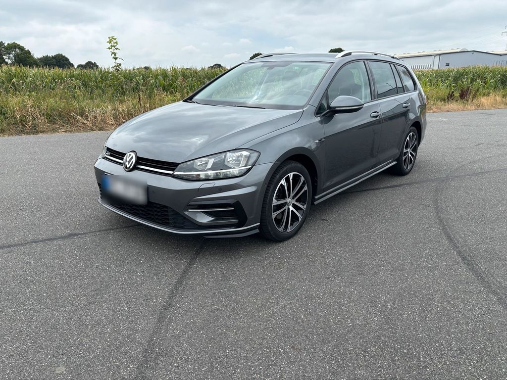 Image of Volkswagen Golf