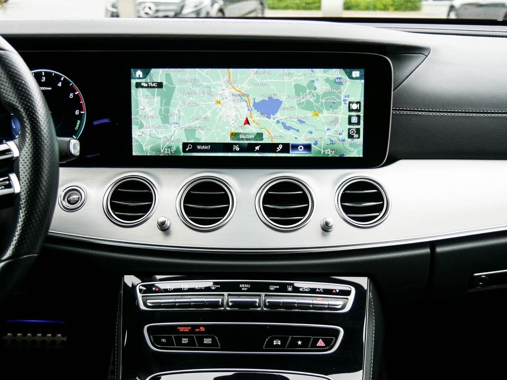 Mercedes-Benz E 300 de T |AMG|DISTR|LED|NAVI|AHK|KAM|MBUX|PTS