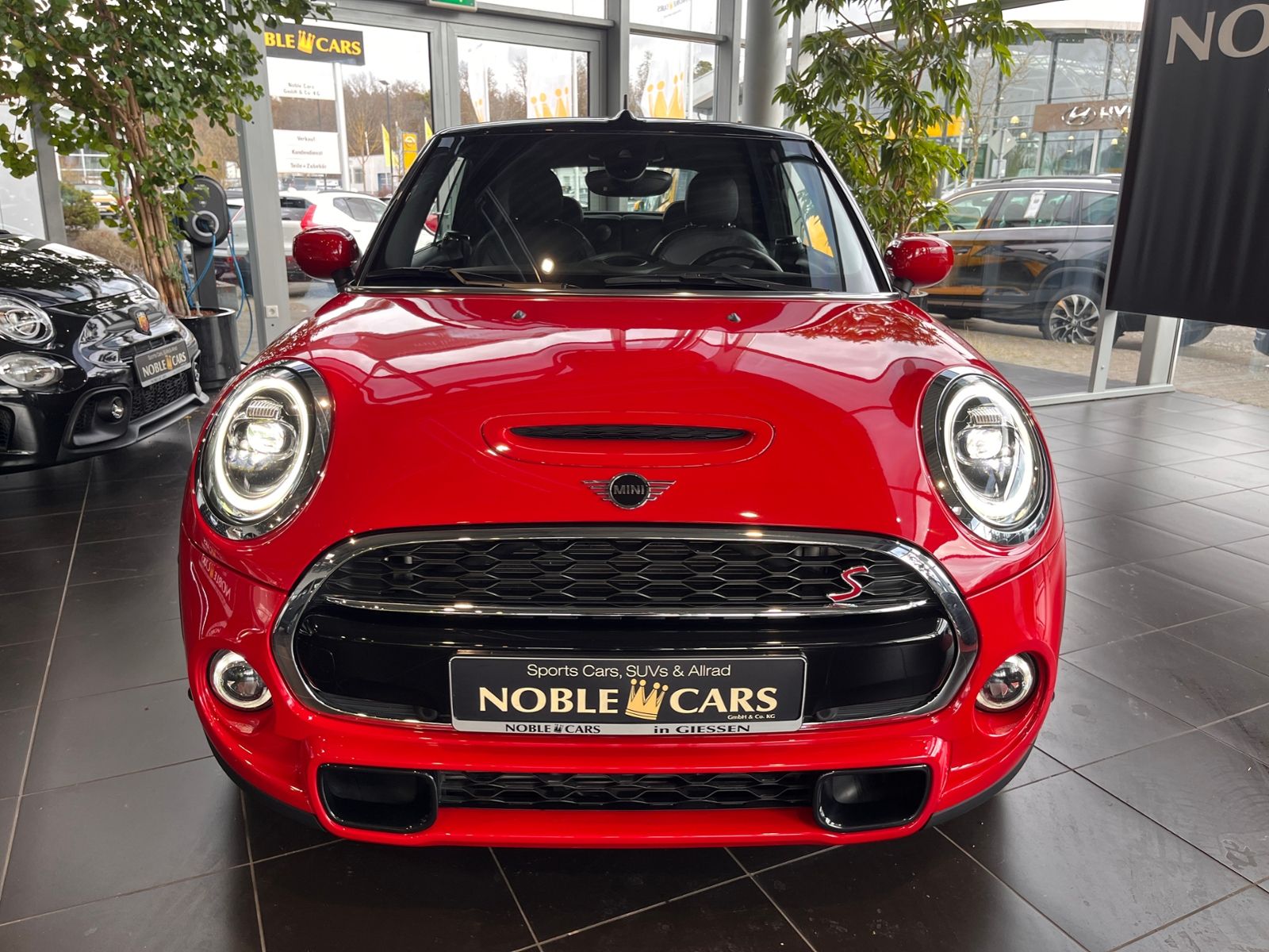 Fahrzeugabbildung MINI Cabrio Cooper S LED NAVI ALU