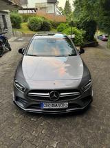 Mercedes-Benz ACC-PANO-BURMESTER-HEADUP-AMBIENTE-MEMORY - Mercedes-Benz A 35 AMG von privat