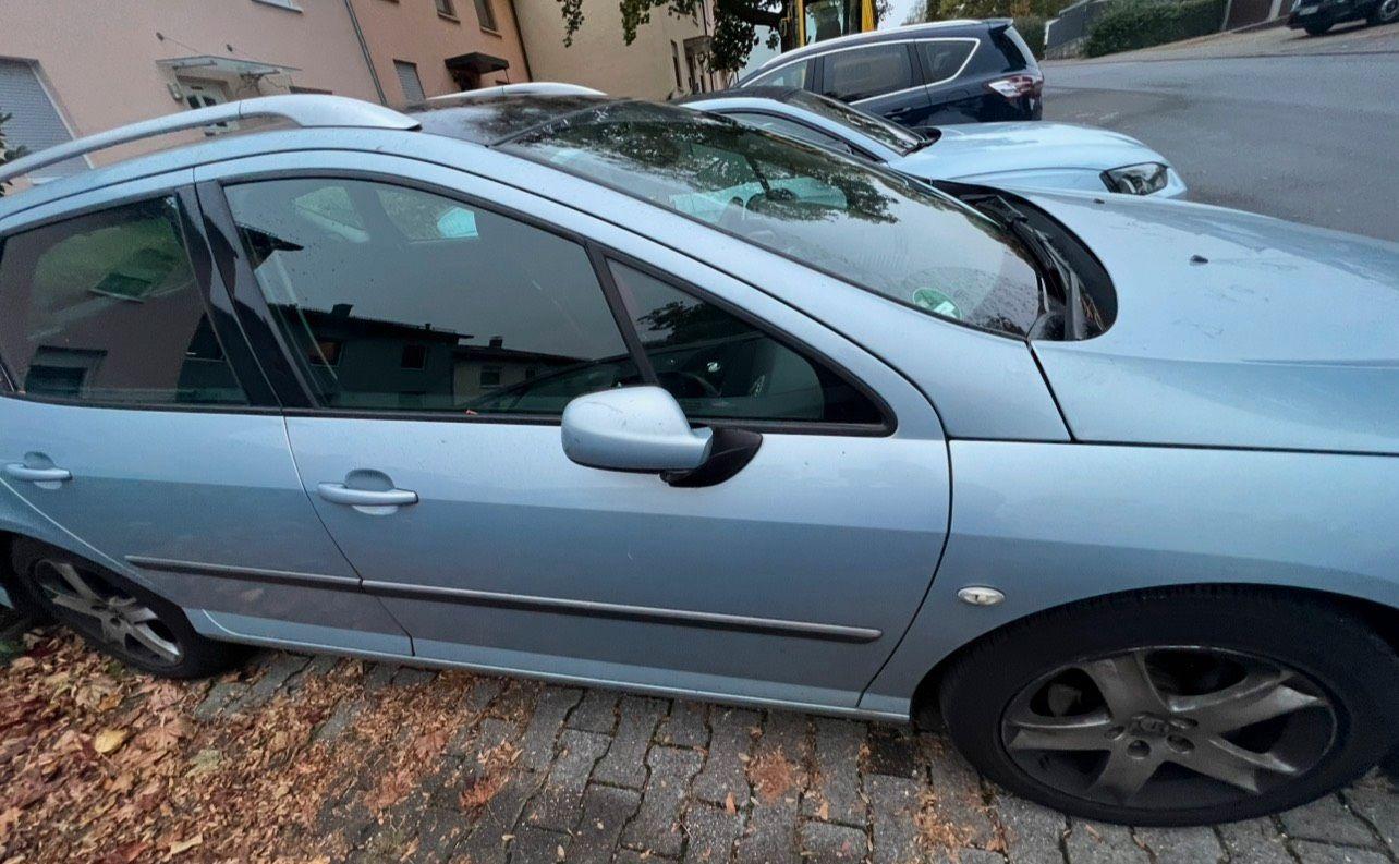 Peugeot 407