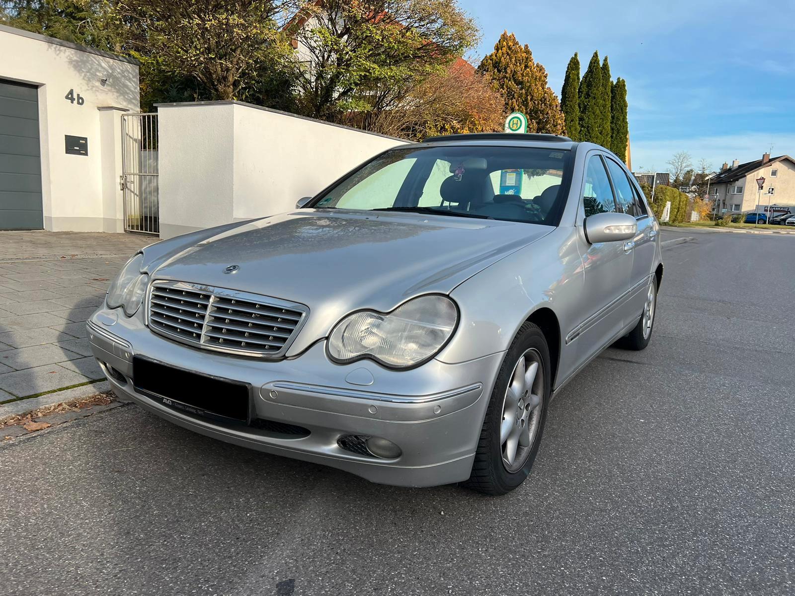 Mercedes-Benz C 240 AUTOMATIK - TÜV - PDC - ESP Problem