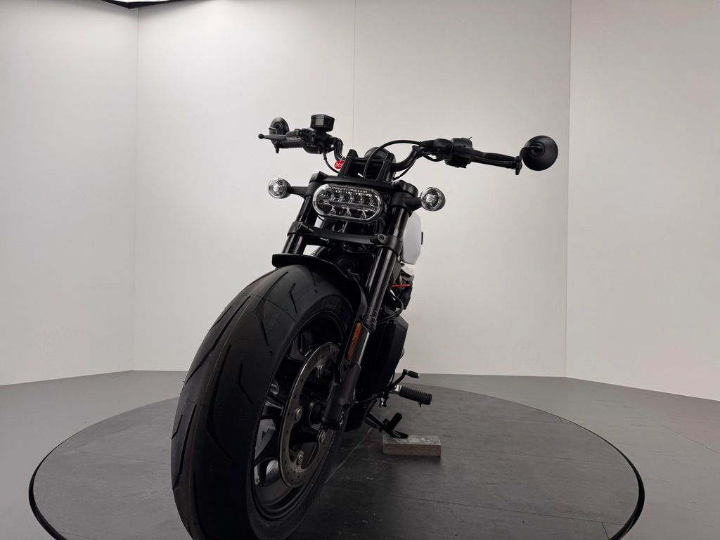 Fahrzeugabbildung Harley-Davidson SPORTSTER S RH1250 S *NEUWERTIG *TAGESZULASSUNG
