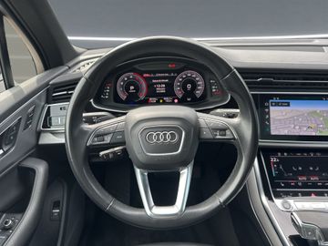 Audi Q7 - 10