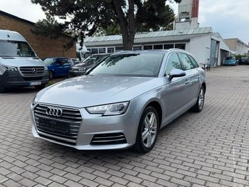 Audi A4 - 1