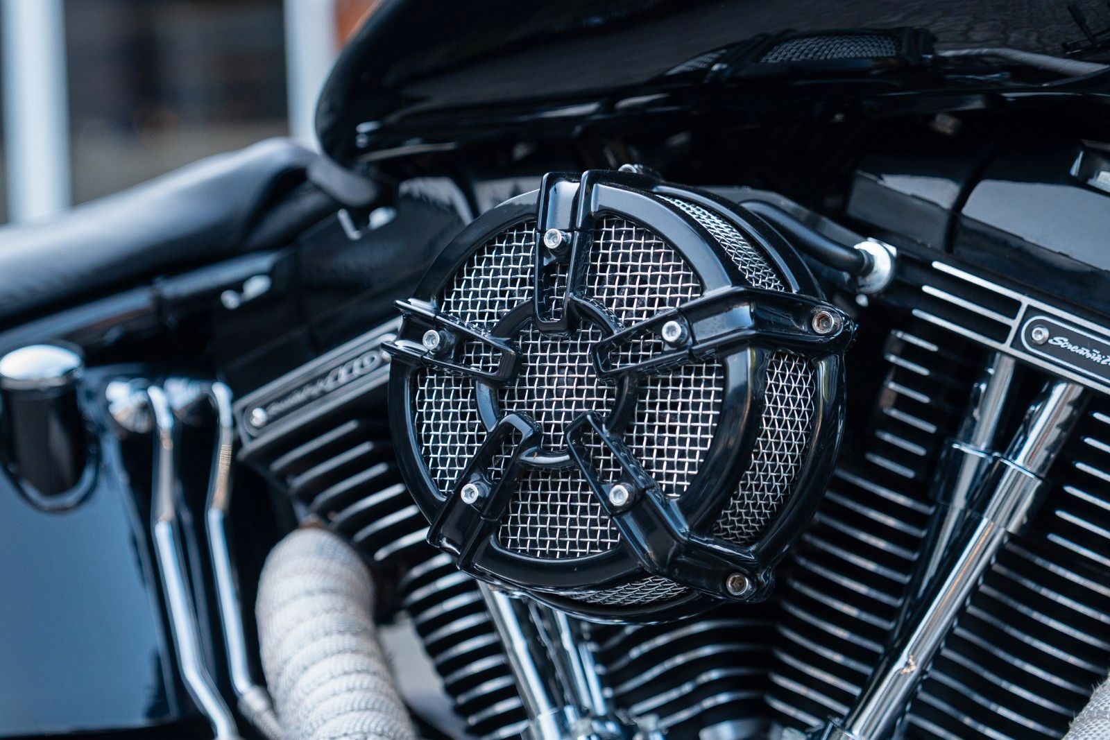Fahrzeugabbildung Harley-Davidson FLSS SOFTAIL SLIM S 110 cui - Jekill & Hyde