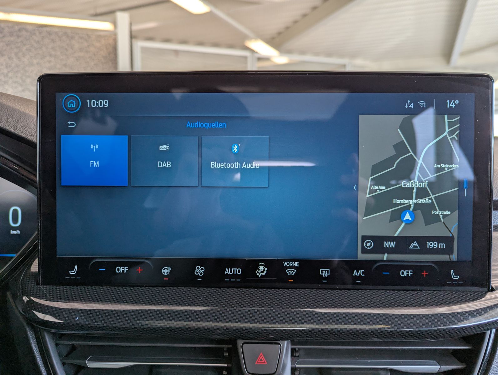 Fahrzeugabbildung Ford Focus 1.0 ST-Line X Styling Matrix B&amp;O Pano 18"