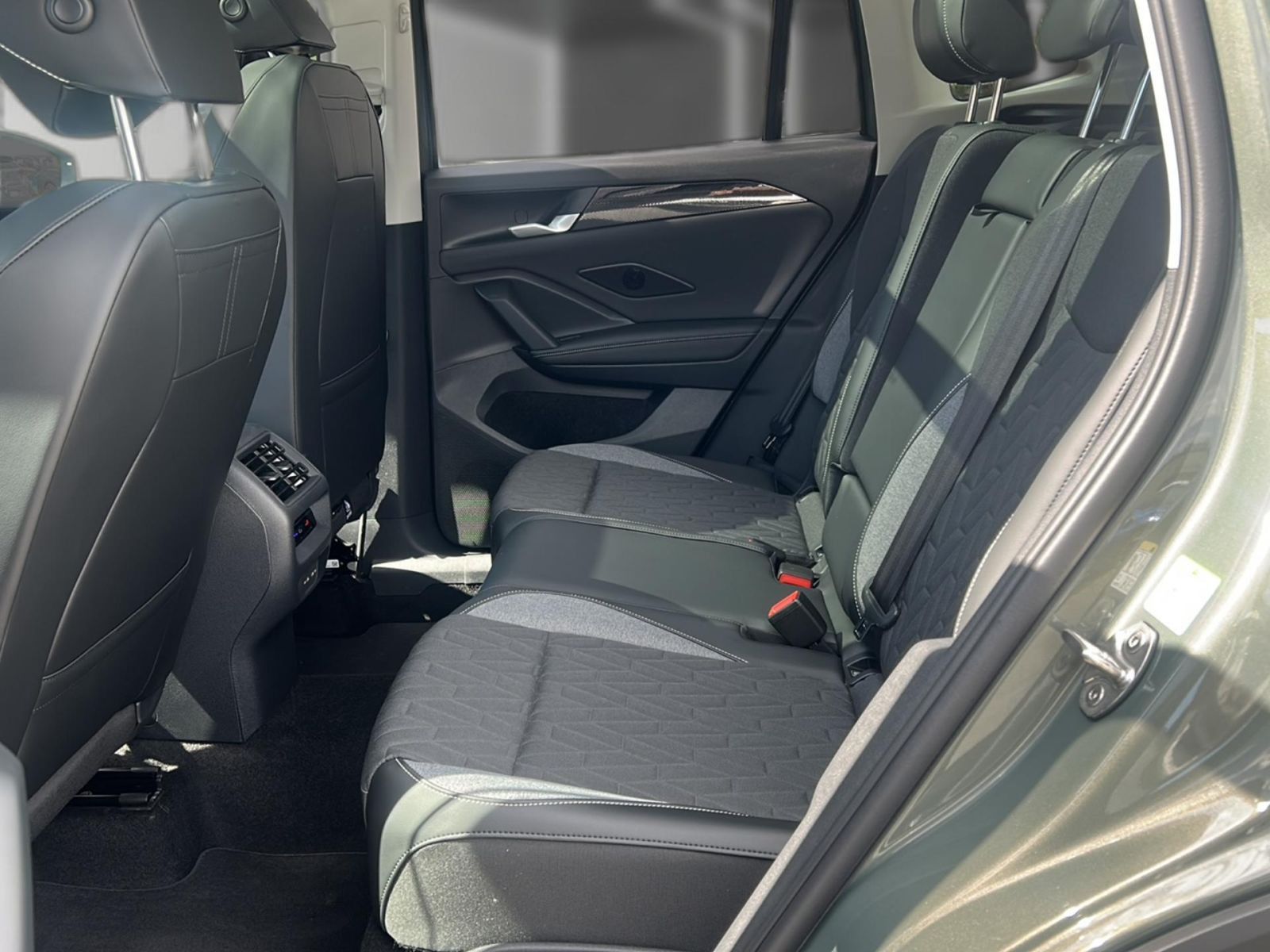 Volkswagen Tiguan - Bild 16