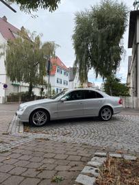صورة 7 لـ 2004 Mercedes-BENZ E 280