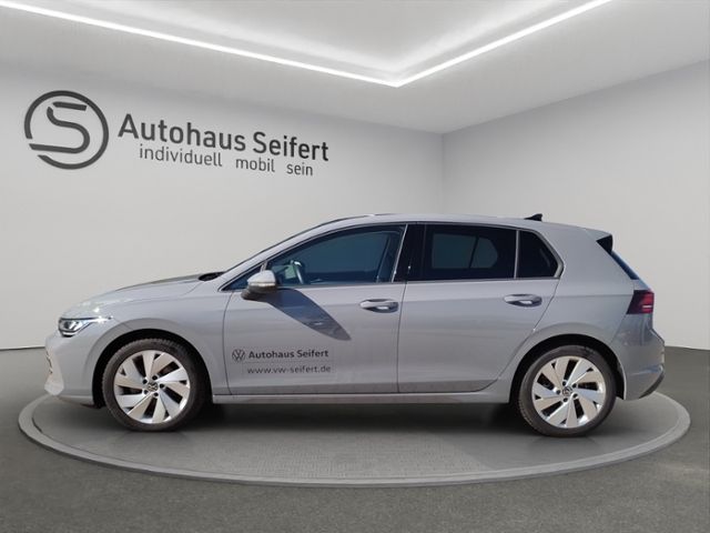 Volkswagen Golf 8 Life 1.5 TSI 6G foto 3