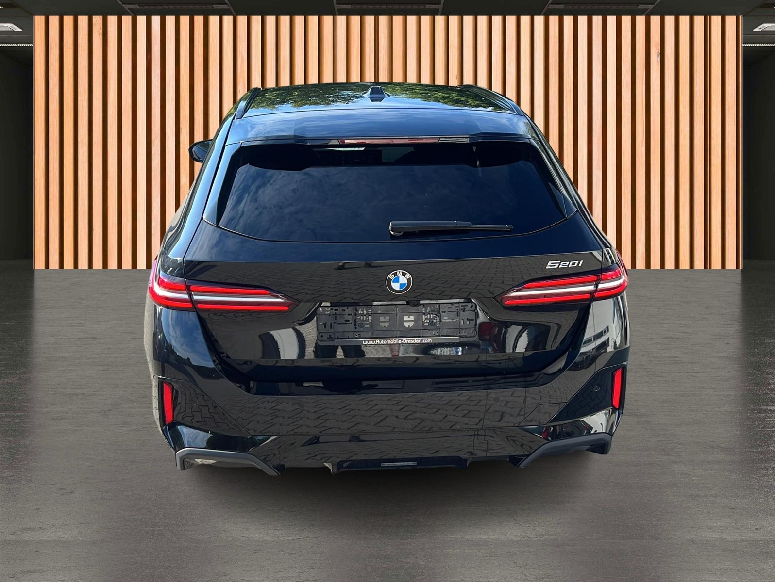 BMW 520 iA M Sport*Standheizung*AHK*UPE 79.000€