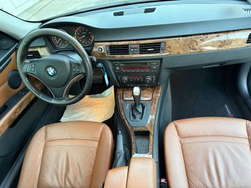 BMW 330 - 11