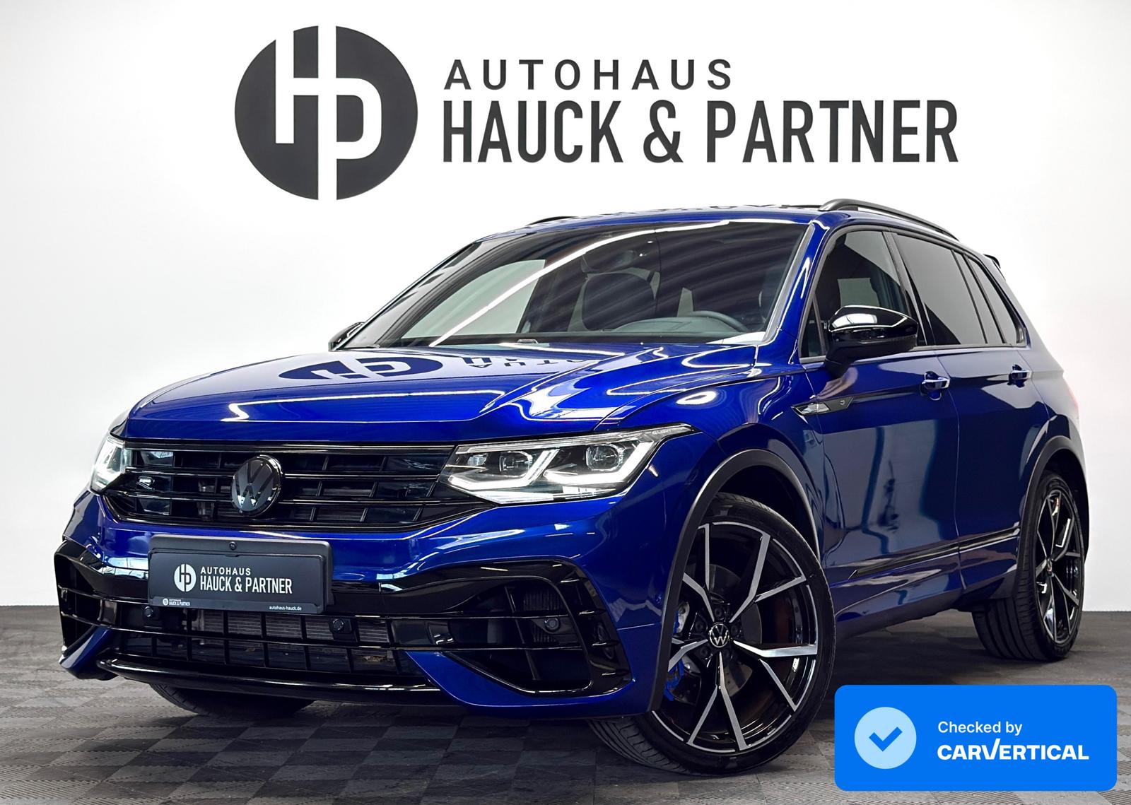 Volkswagen Tiguan R 4M *Akrapovic *ACC *AHK *Pano *Kam *HK