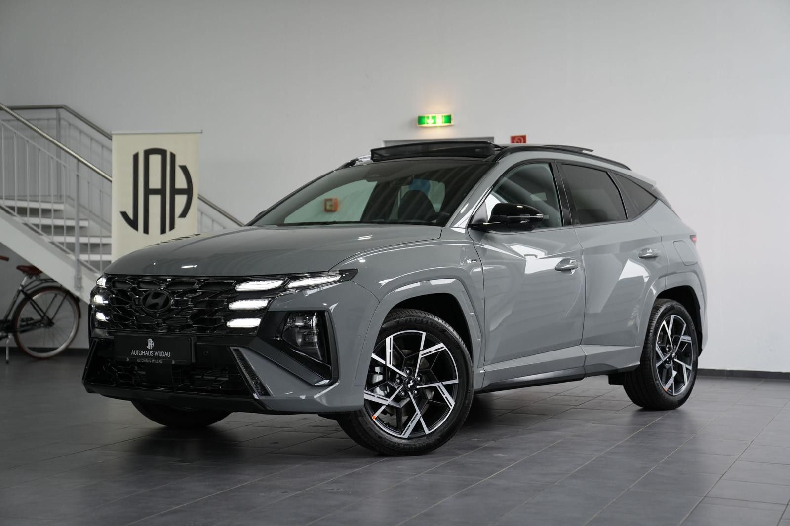 Hyundai TUCSON N Line X Final Edition Black Pack UVP: 53