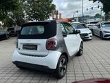 Smart smart EQ fortwo cabriolet Exclusive 22KW LED RüC - Smart: Weiß, Cabrio