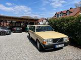 Volvo 245