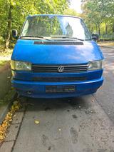 Volkswagen VW T4 Multivan 2,4 Diesel - VW T4 Multivan in Wiesbaden