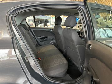 Opel Corsa D Selective *Klimaanlage*