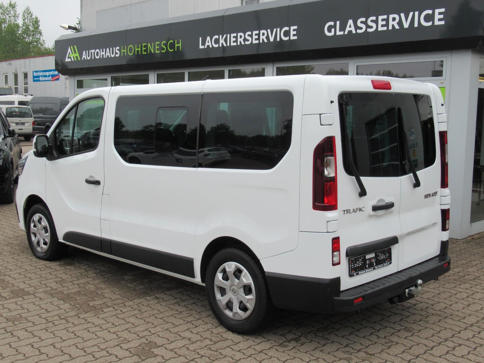 Renault Trafic Combi 2.0 9 Sitzer Navi LED