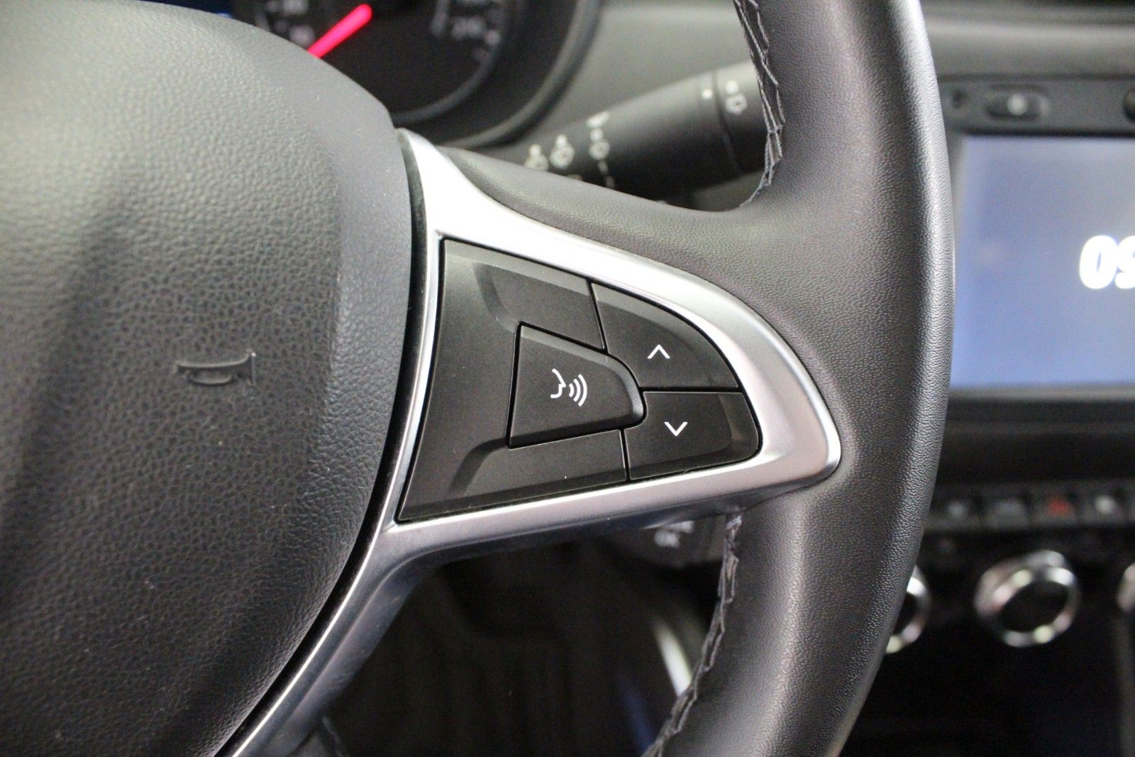 Fahrzeugabbildung Dacia Duster TCe130 *Anniversary Navi*Sitzhzg*Kamera
