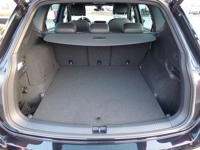 Fahrzeugabbildung SEAT Tarraco Xperience 1.4 e-Hybrid DSG