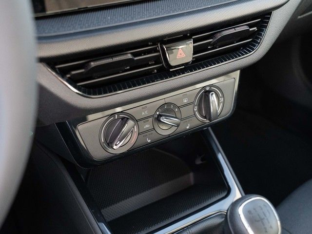 Fabia 1.0 MPI Essence LED+DAB+PDC+WINTER