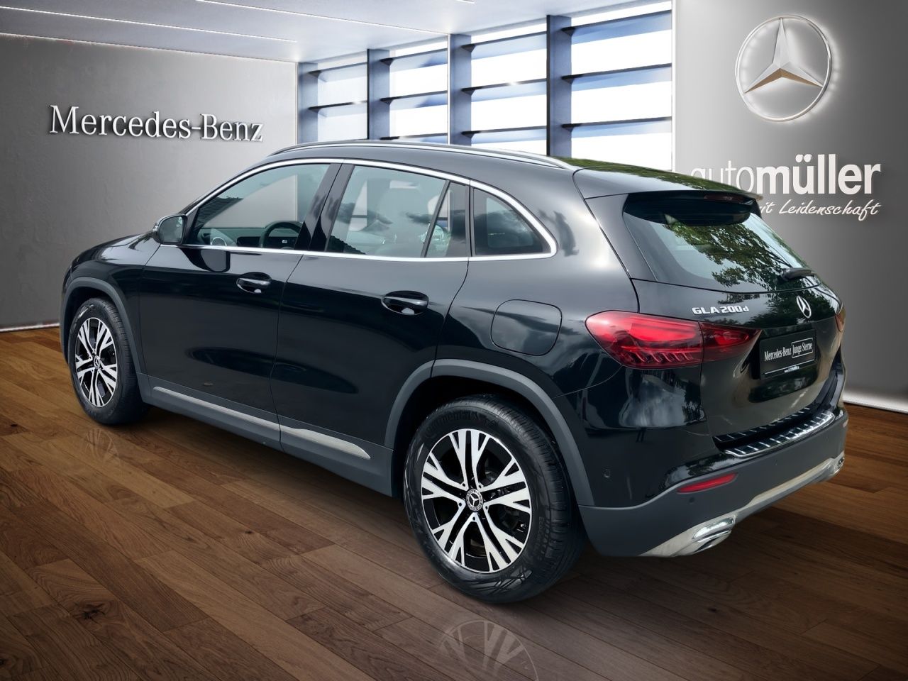 Fahrzeugabbildung Mercedes-Benz GLA 200 d PROGRESSIVE+AHK+MULTIB.+KAMERA+ALARMA.