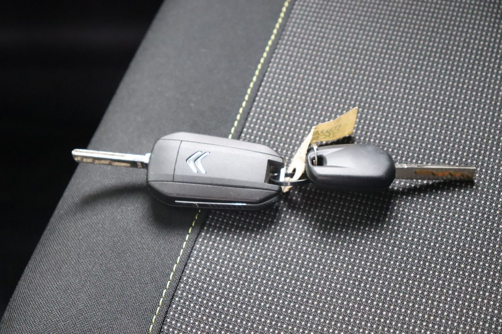 Fahrzeugabbildung Andere Citroën C3 1.2i Plus * Klimautom. * HU 08.2028
