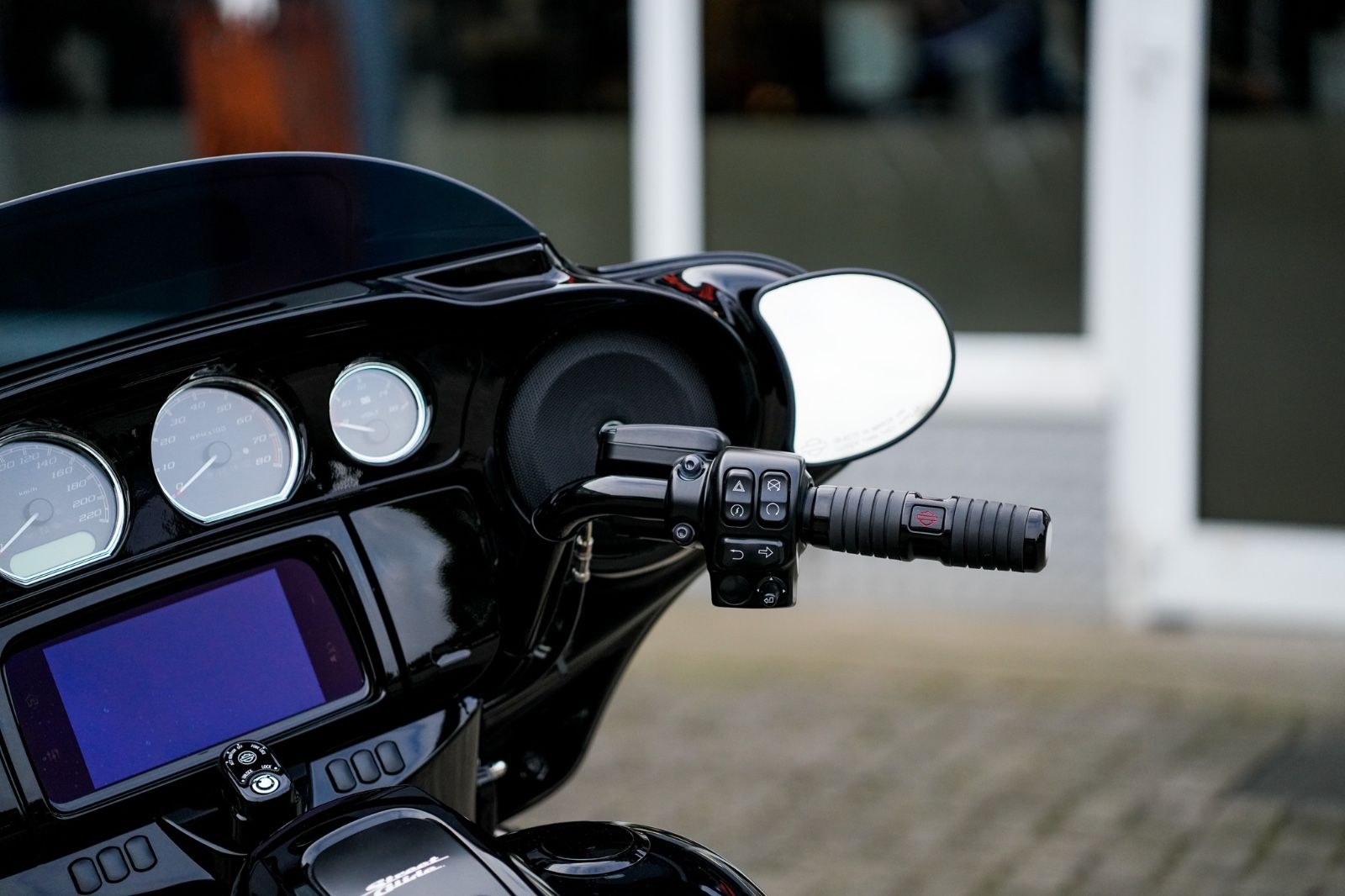 Fahrzeugabbildung Harley-Davidson FLHXST Street Glide ST 117 cui - Kesstech