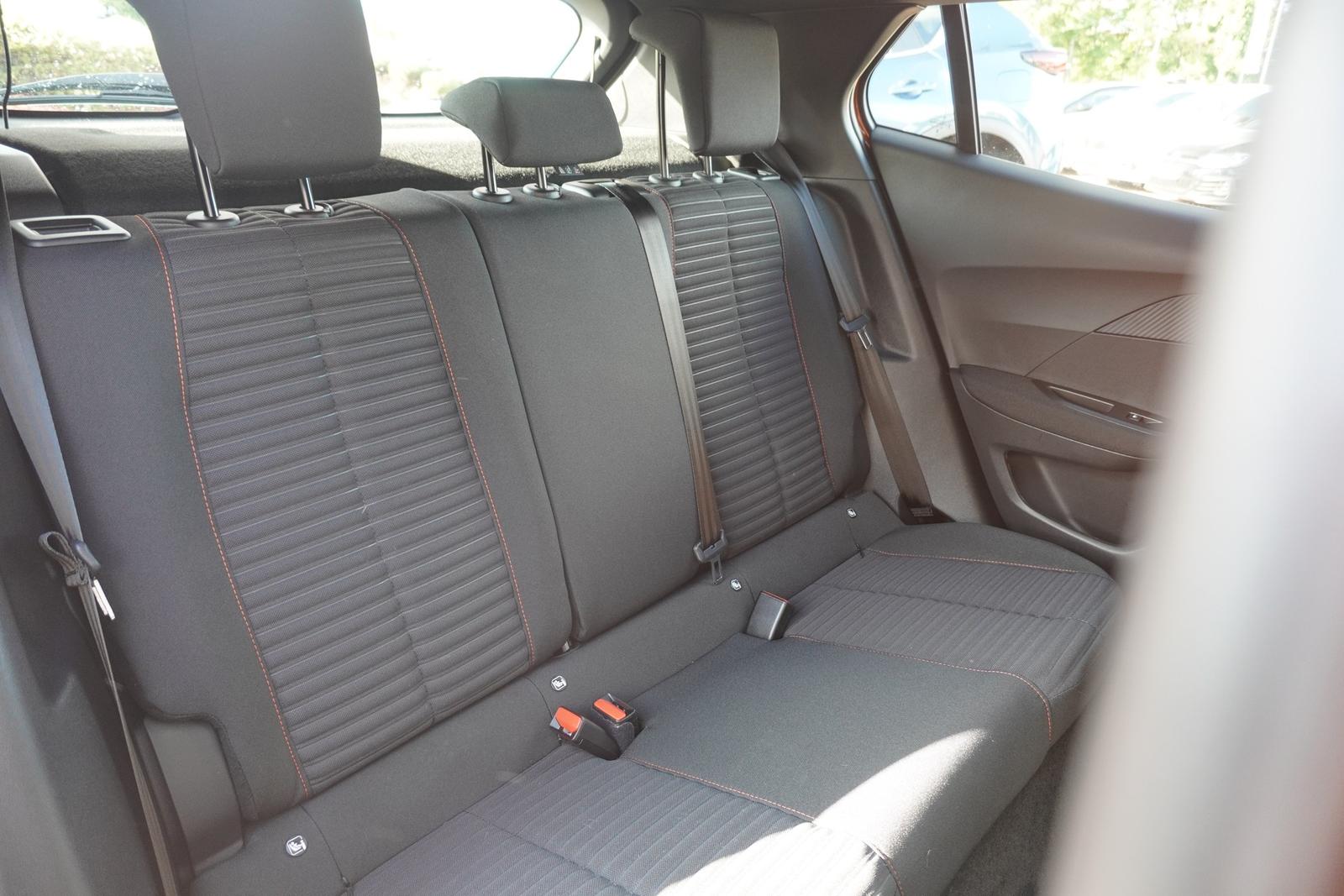 Peugeot 2008 1.2 PureTech Aut. LED Android Apple Kamera