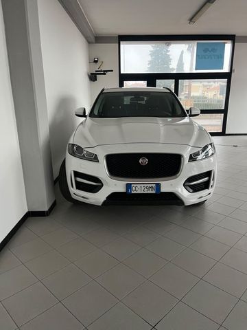 Jaguar F-Pace 2.0 D 180 CV AWD aut. Pure