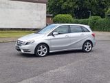 Mercedes-Benz B 200 1.6 *wenig km*Tüv*Viele Extras* - Mercedes-Benz B-Klasse aus 2011