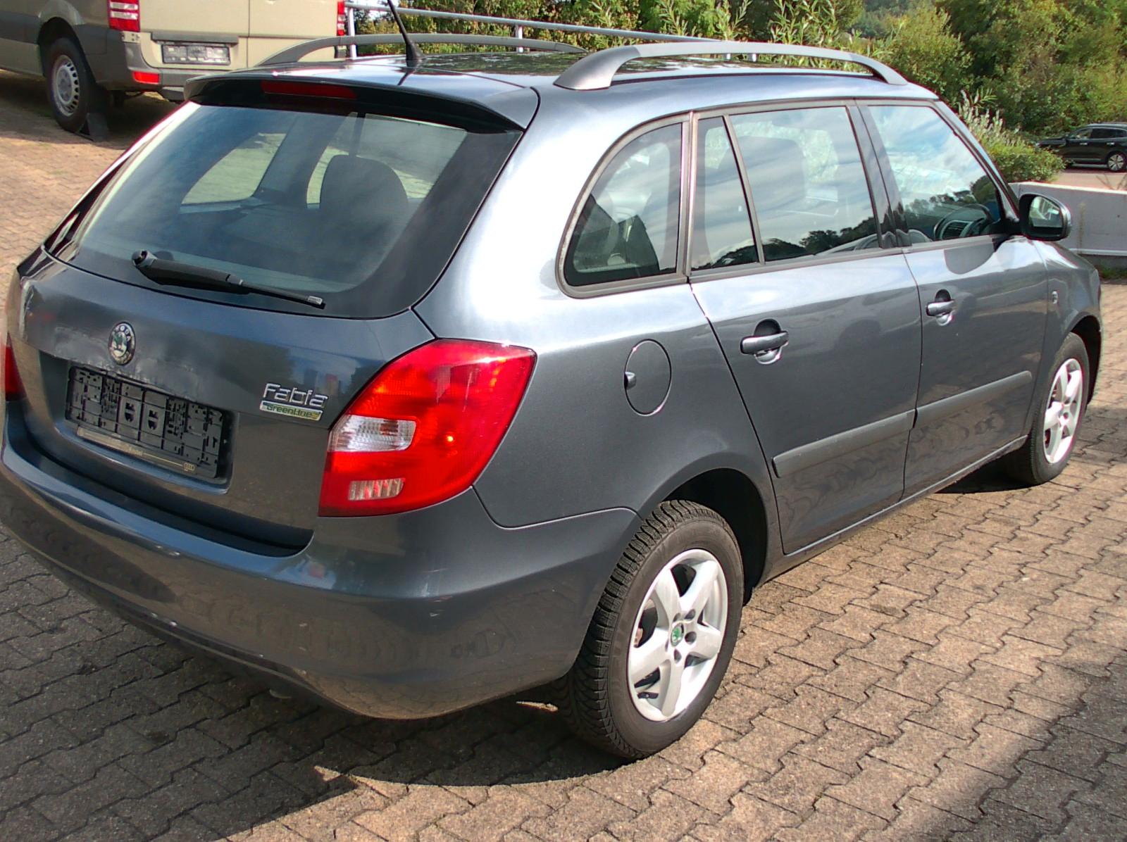 Skoda Fabia 2009 — photo 6