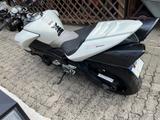 Suzuki GSX 1300 BKA, B-King - SUZUKI KING