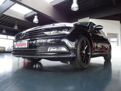 VW Passat Variant TDI DSG/Virtual/Navi/LED/AHK/Pano