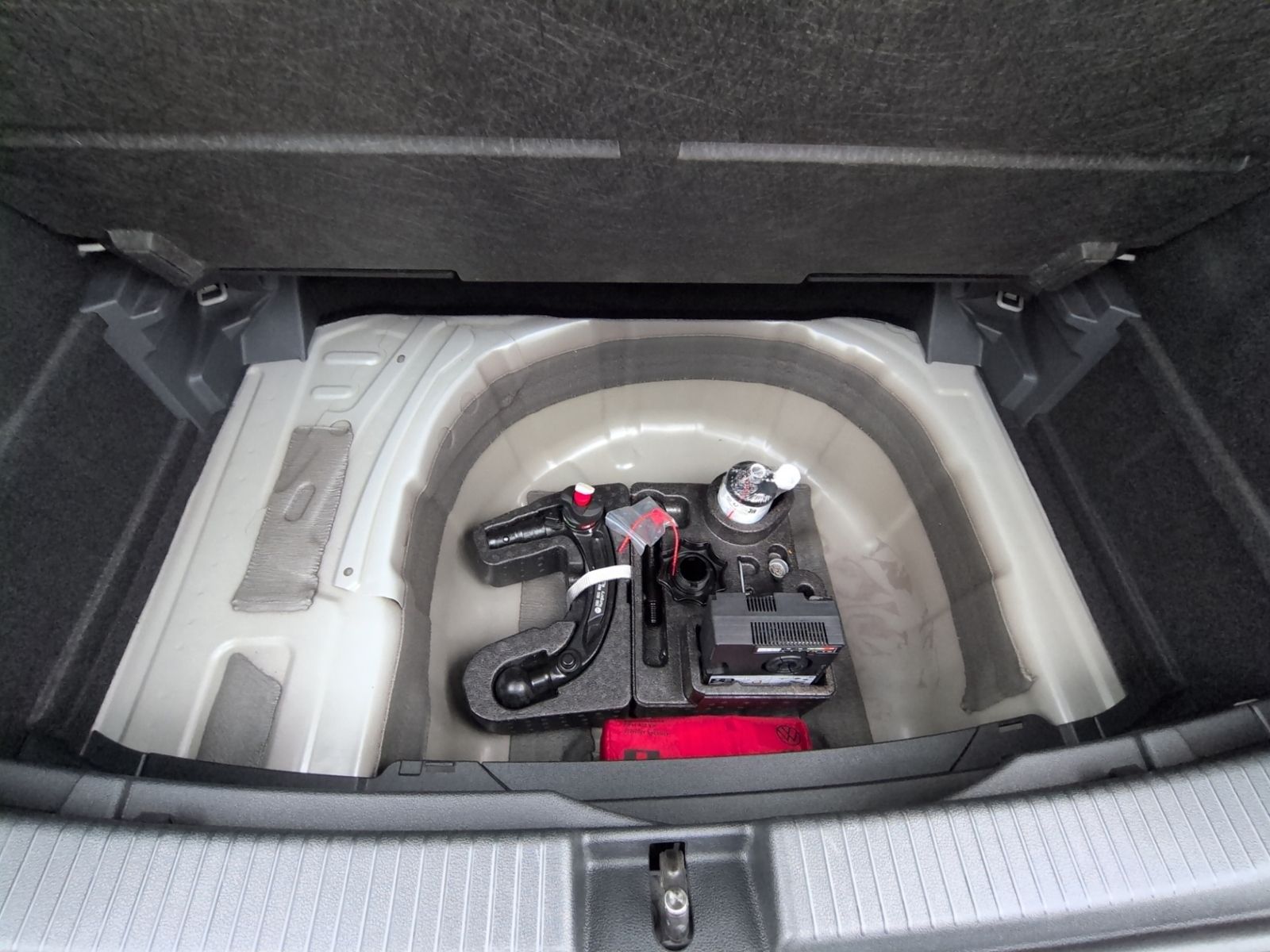 T-Cross 1.0 TSI DSG Life AHK+NAVI+ACC