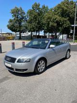 Audi A4 Cabrio 2.4  V6 - Audi A4 aus 2004: Cabrio