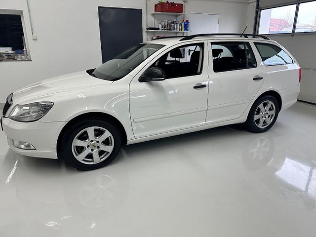 Skoda Octavia Combi Active