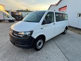 Volkswagen T6 Kombi lang 9-Sitzer Klima, PDC, NAVi - Volkswagen T6 Kombi in Leipzig
