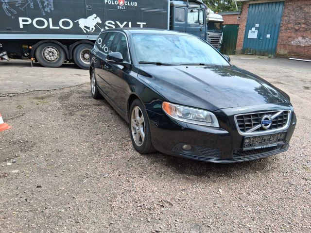 Volvo V70 Kombi Summum