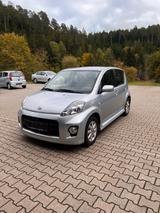 Daihatsu Sirion 1.5 S S - silberne Daihatsu Sirion