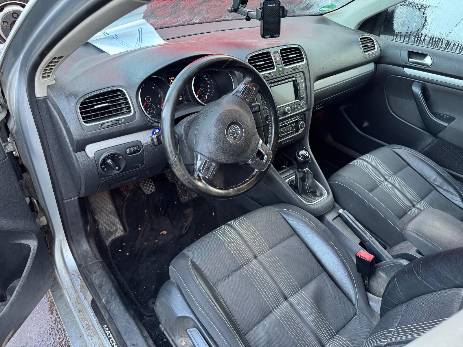 Volkswagen Golf 2012 — photo 7