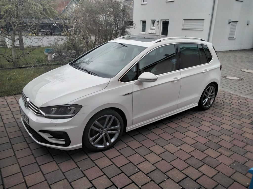 Image of Volkswagen Golf Sportsvan