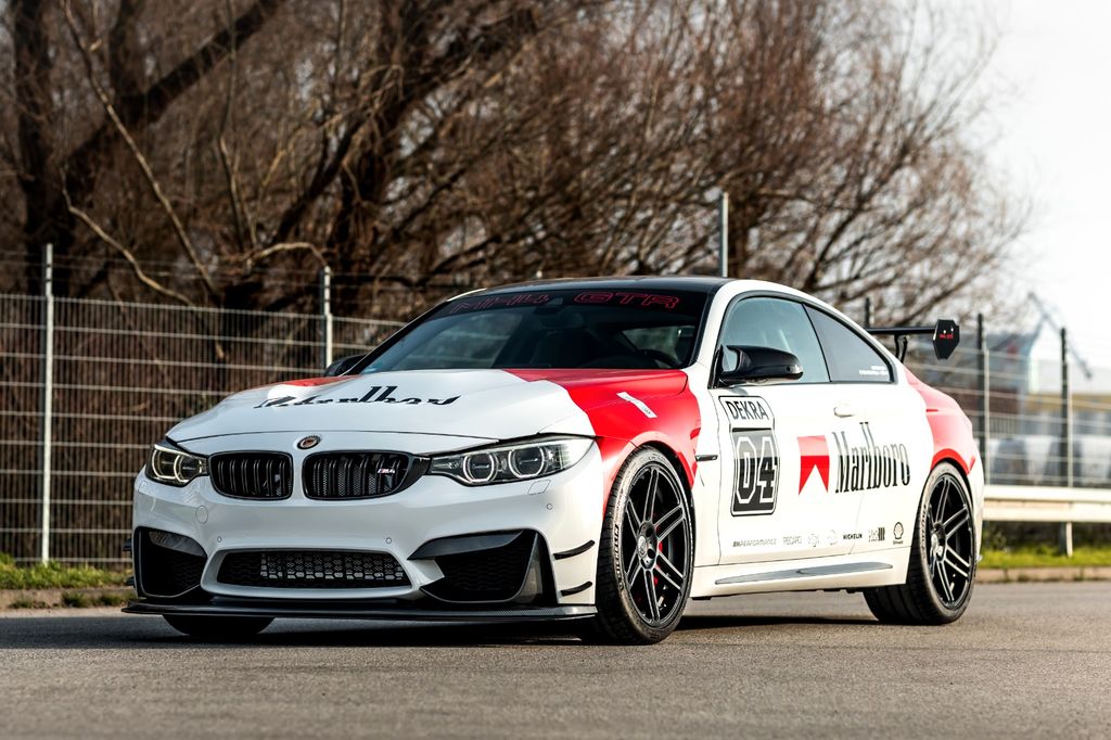 BMW M4