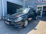 Mercedes-Benz B 180 *Auto*NAVI*Kamera*PDC*EURO6* - mit Benzin-Antrieb: Limousine, Automatik, 1.6