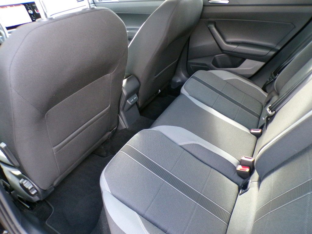 Fahrzeugabbildung Volkswagen Polo 1.0 l TSI Style
