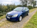 Opel Astra H - Diesel, EZ 04/2004, HU 08/2... - Opel Astra aus 2004 mit Diesel-Antrieb