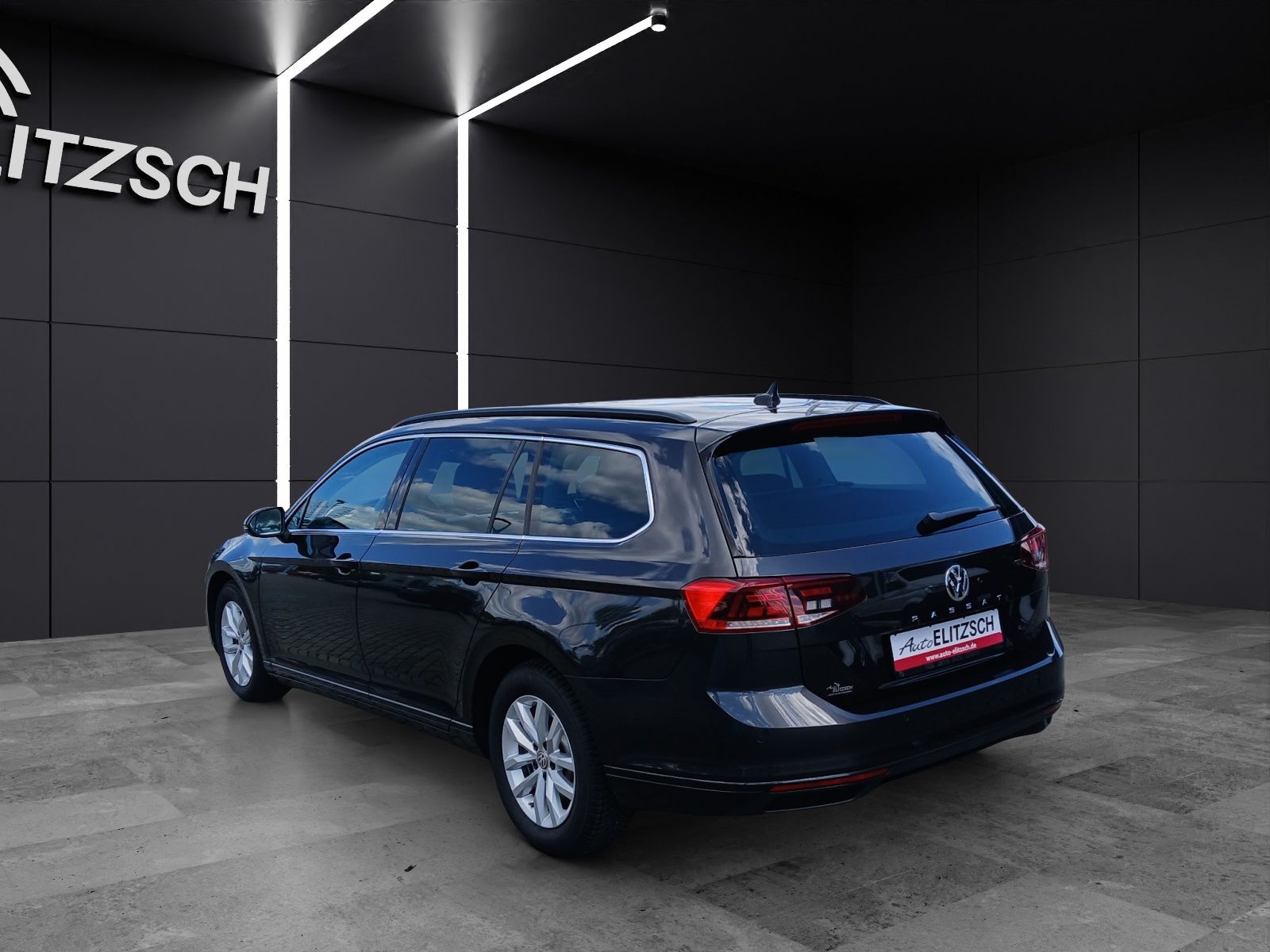 Fahrzeugabbildung Volkswagen Passat Variant TDI Business DSG LED AHK Navi ACC