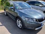 Skoda Octavia 2.0 TSI DSG 4x4 Scout Combi *Wie Neu*  - Skoda Octavia mit Benzin-Antrieb: Scout