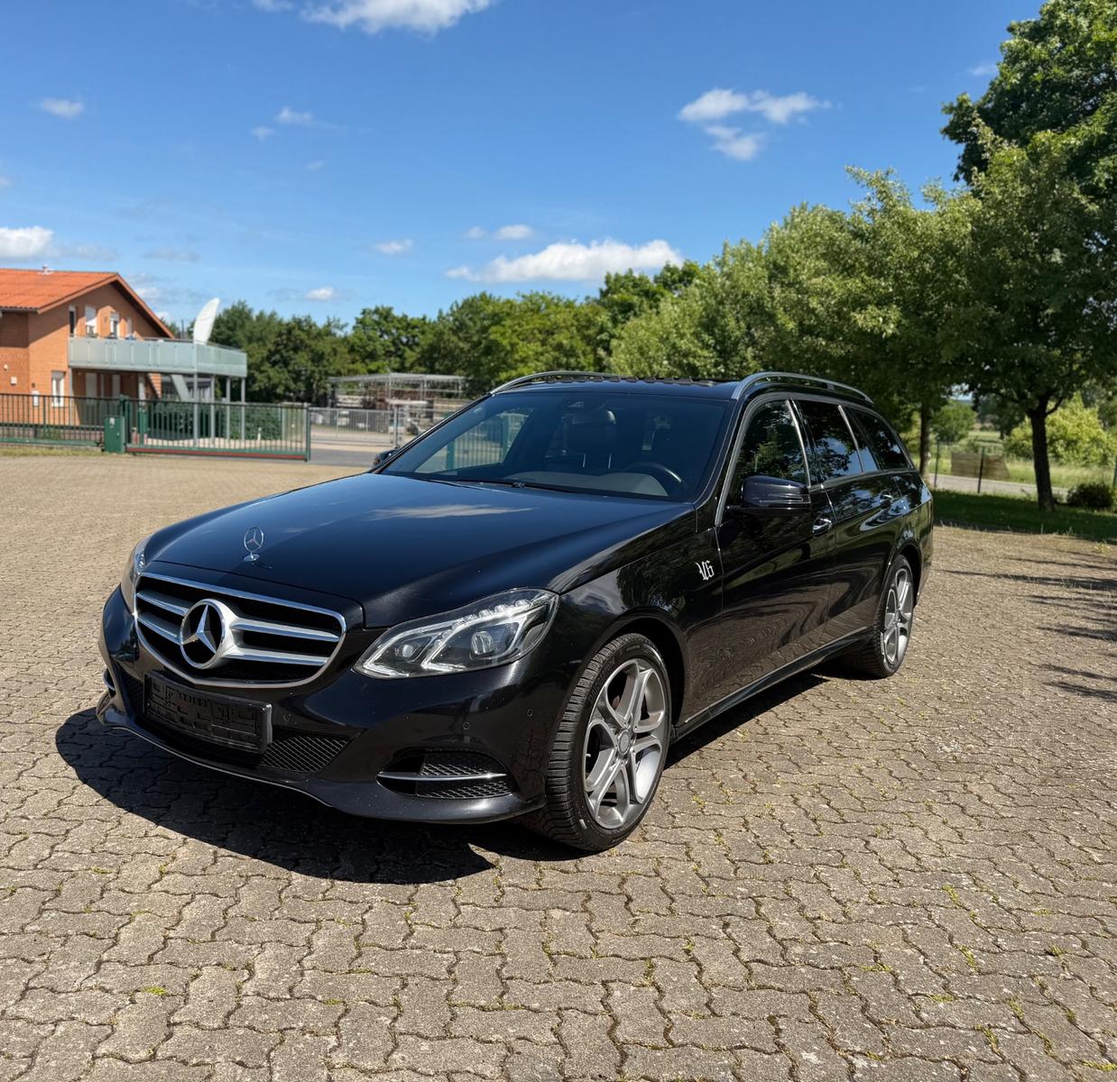 Mercedes-Benz E 350 E T-Modell E 350 BlueTec